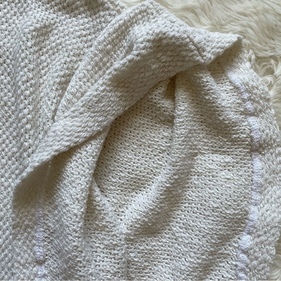 Velvet by Graham and Spencer Poncho Butterfly Sleeve Knit Pullover Cream M - Picture 5 of 12